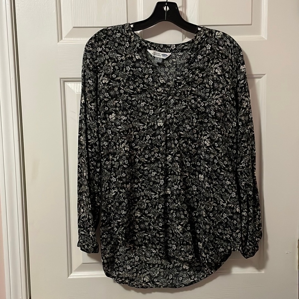 Old Navy Black, White & Gray Tunic